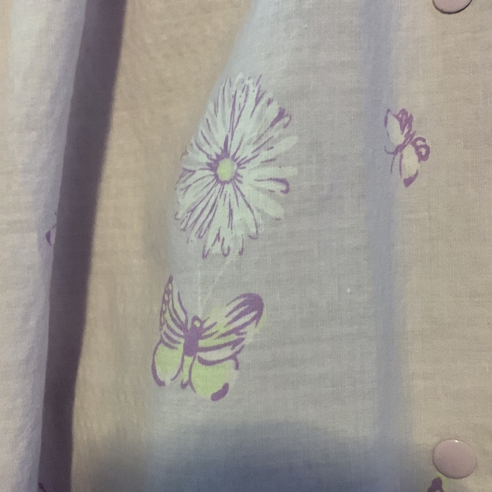 Simply Basic. Lavender Robe with Snaps - Picture 2 of 6